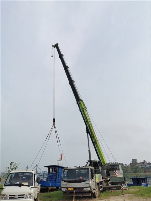 花溪区桥梁建设吊装案例